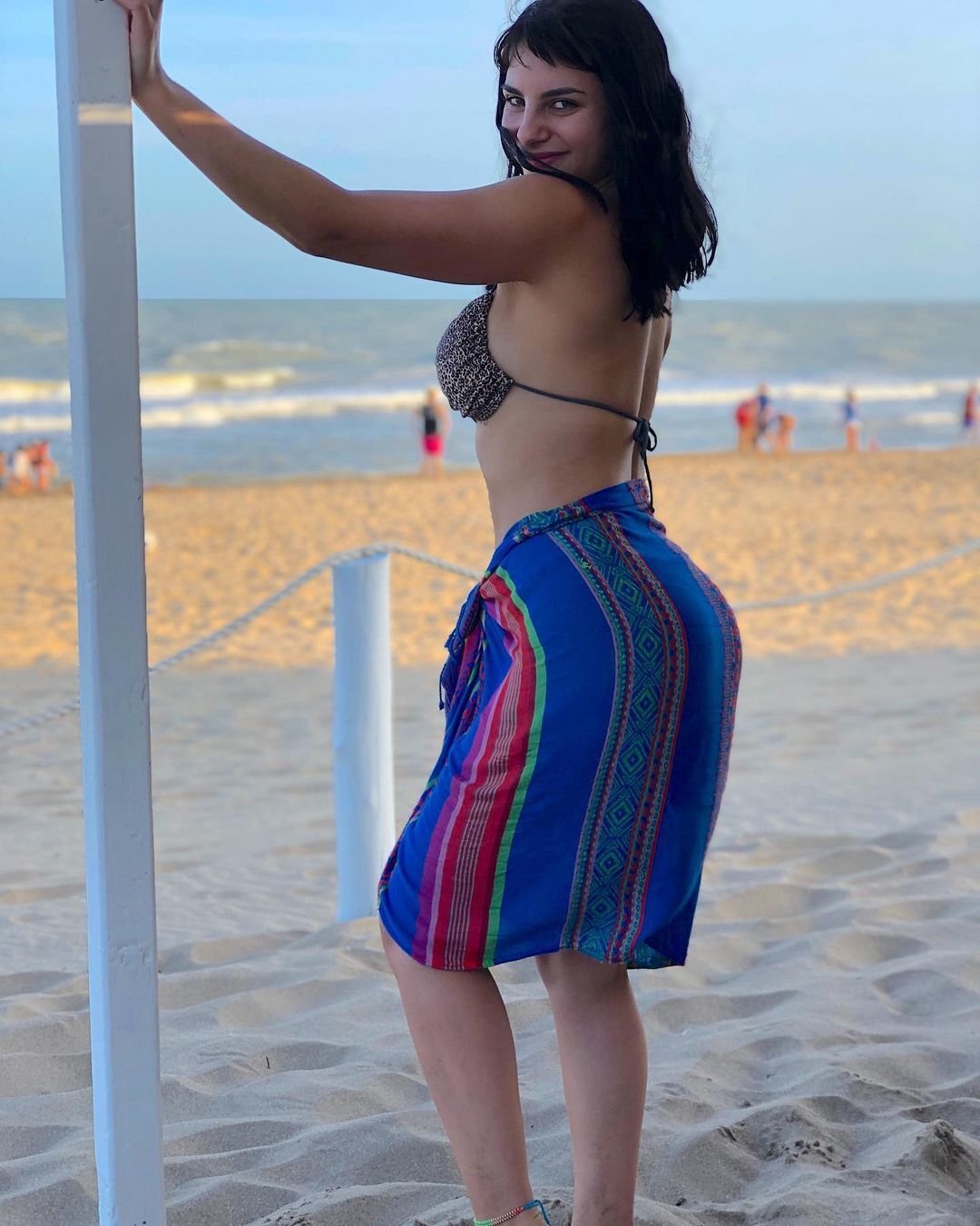 brunette latina so hot big tits #xGJih8pW