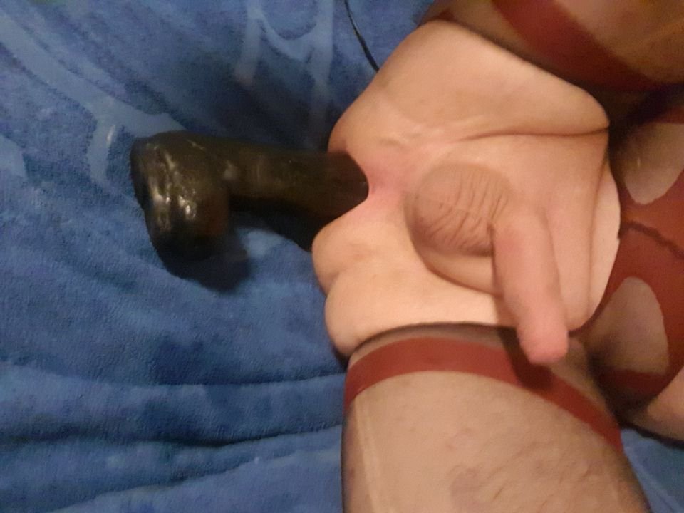 Kik the sissy slut for more kevins9500 #PtGE4AGw