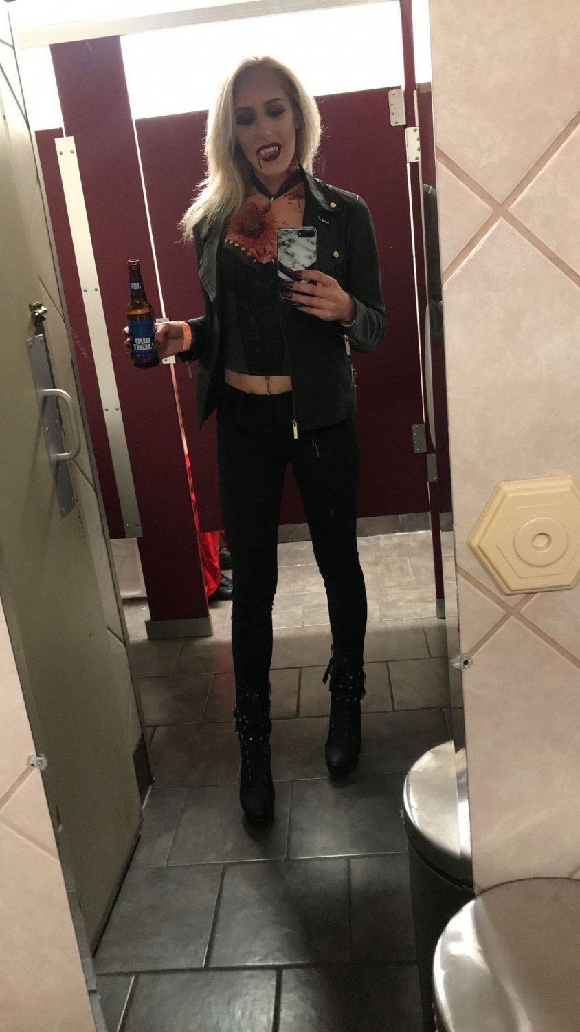 Ashley #GlkX7Ttc